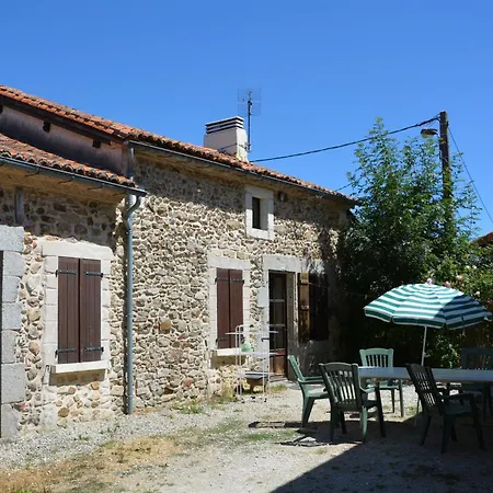 D Hôtes Avec Piscine Dordogne 2-4-6-8-10 Personnes Hébergement de vacances Bussière-Badil