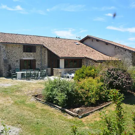 D Hôtes Avec Piscine Dordogne 2-4-6-8-10 Personnes Hébergement de vacances