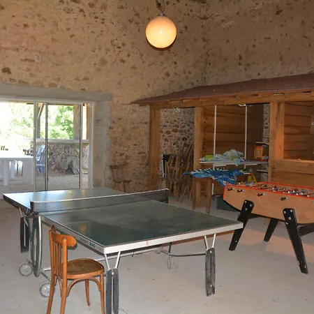 Hébergement de vacances D Hôtes Avec Piscine Dordogne 2-4-6-8-10 Personnes Bussière-Badil